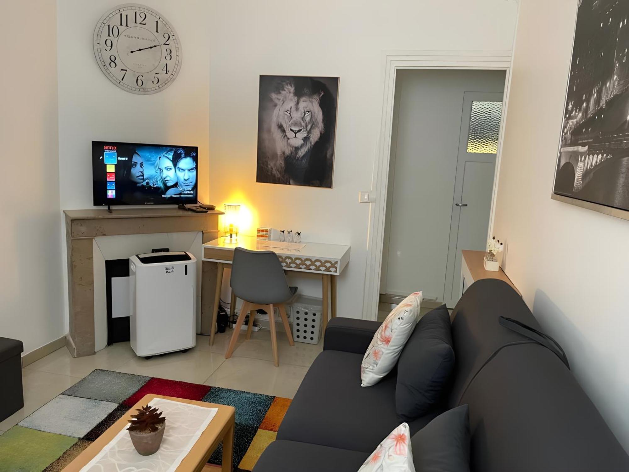 ואנב Charmant Studio Climatise Paris Expo Porte De Versailles - Dome De Paris , Near Transportation Links מראה חיצוני תמונה